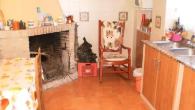 Terreno en venta en Calle Senda El Caz, Cabra de 180.000 €