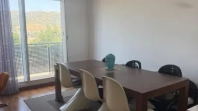 Semi-detached house on Avinguda de Vallbona photo 2