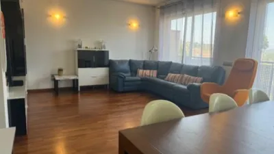 Semi-detached house on Avinguda de Vallbona photo 3