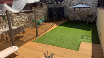 Semi-detached house on Avinguda de Vallbona photo 27