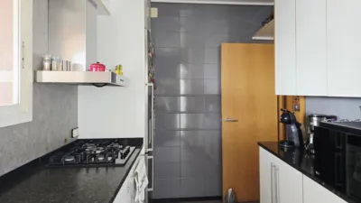 Ático en venta en Carretera de Collblanc, La Maternitat-Sant Ramon (Distrito Les Corts. Barcelona Capital) de 790.000 €