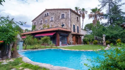 Semi-detached chalet on Carrer Major photo 3