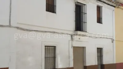 Casa en venta en Calle del Salvador, número 44, cerca de Calle del Sol, Palma del Río de 95.000 €