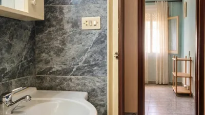 Semi-detached house on Carrer de Vicenç Soler i Jorba photo 2