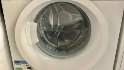Piso en alquiler en Calle del Cabo Peñas, Pumarín-Teatinos (Oviedo) de 60 €<span>/día</span>