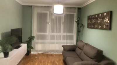 Apartamento en alquiler en La Florida-Las Campas, La Florida-Las Campas (Oviedo) de 60 €<span>/día</span>