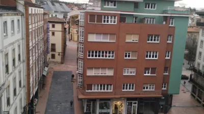 Ático en alquiler en Calle de Jovellanos, 5, Centro (Oviedo) de 850 €<span>/mes</span>