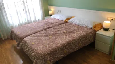 Apartamento en alquiler en Calle de Pravia, La Florida-Las Campas (Oviedo) de 750 €<span>/mes</span>
