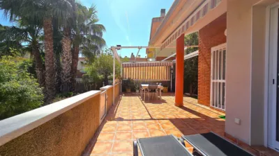 Semi-detached chalet in Les Salines-Clot del Bassó-Mota de Sant Pere photo 2