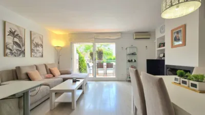 Casa pareada en Vallpineda photo 8