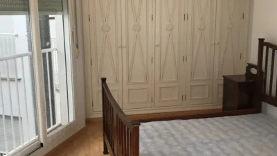 Apartment in Centro-Corredera photo 9