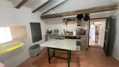 Rustic finca on Cabezo de La Jara Street photo 9