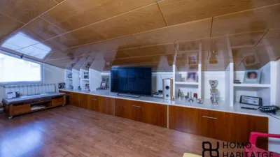 Dúplex en venta en Carrer d'Elcano, cerca de Carrer de Salvat-Papasseit, La Creu de Barberà (Sabadell) de 314.000 €