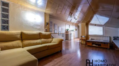 Dúplex en venta en Carrer d'Elcano, cerca de Carrer de Salvat-Papasseit, La Creu de Barberà (Sabadell) de 314.000 €