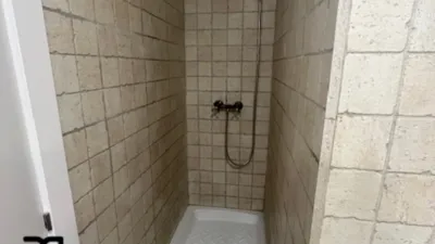 Apartment on Carrer de Terrassa photo 11