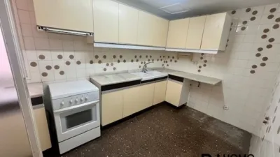 Piso en venta en Carrer de Batllevell, cerca de Carrer de la Baronia, La Creu Alta (Sabadell) de 360.000 €