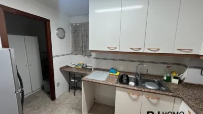 Flat for sale on Carrer de Latorre photo 7