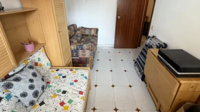Apartment on Carrer de la Ribera d'Ebre photo 22