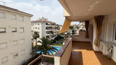 Apartment on Carrer de la Ribera d'Ebre photo 33