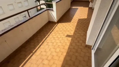 Apartment on Carrer de la Ribera d'Ebre photo 29