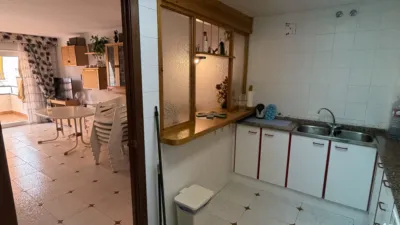 Apartment on Carrer de la Ribera d'Ebre photo 25