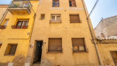 Casa en venta en Carrer del Mig, 28, Riudecols de 140.000 €
