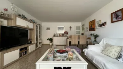 Apartment in Can Clos-Els Pinetons photo 3
