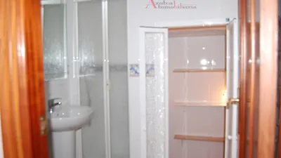 Casa adosada en alquiler en Calle Graciosa, Palmete (Distrito Cerro Amate. Sevilla Capital) de 1.050 €<span>/mes</span>