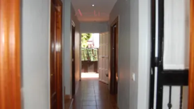 Casa adosada en alquiler en Calle Graciosa, Palmete (Distrito Cerro Amate. Sevilla Capital) de 1.050 €<span>/mes</span>