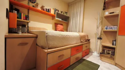 Piso en venta en Carrer de Marià Aguiló, cerca de Carrer del Joncar, El Poblenou (Distrito Sant Martí. Barcelona Capital) de 640.000 €