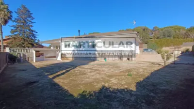 Chalet unifamiliar en alquiler en Carrer dels Ametllers, 7, Vallromanes de 2.900 €<span>/mes</span>