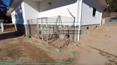 Chalet unifamiliar en alquiler en Carrer dels Ametllers, 7, Vallromanes de 2.900 €<span>/mes</span>