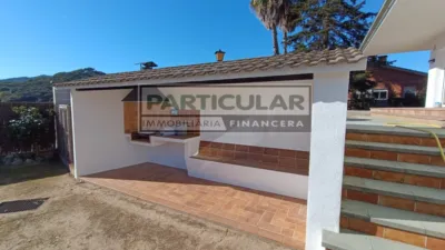 Chalet unifamiliar en alquiler en Carrer dels Ametllers, 7, Vallromanes de 2.900 €<span>/mes</span>