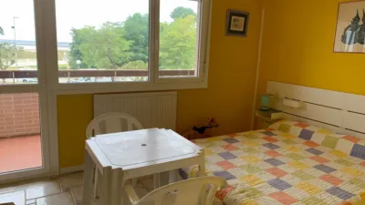 Piso en alquiler en Avenida de Francia, cerca de Avenida de Cantabria, Carlos V (Laredo)