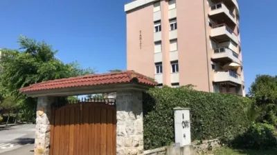 Piso en alquiler en Avenida de Francia, cerca de Avenida de Cantabria, Carlos V (Laredo)