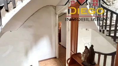 Casa adosada en venta en Barrio de Cerbiago, 26, Alisas (Ampuero) de 105.000 €