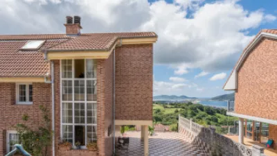 Single-family home at Calle Seña Peñaflor, No. 1 photo 2