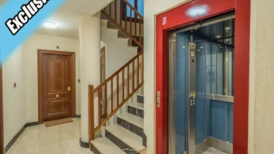 Duplex at Calle Emperador, 1 photo 48
