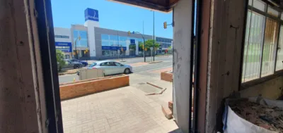 Nave comercial en alquiler en Avenida de José Ortega y Gasset, 274, cerca de Avenida de los Vegas, La Unión-Cruz del Humilladero-Los Tilos (Distrito Cruz de Humilladero. Málaga Capital) de 1.200 €<span>/mes</span>