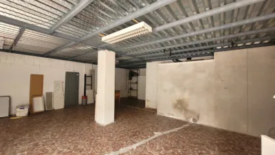 Local comercial en alquiler en La Trinidad-Mármoles-Perchel Norte, La Trinidad-Mármoles-Perchel Norte (Distrito Centro. Málaga Capital) de 600 €<span>/mes</span>