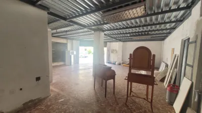 Local comercial en alquiler en La Trinidad-Mármoles-Perchel Norte, La Trinidad-Mármoles-Perchel Norte (Distrito Centro. Málaga Capital) de 600 €<span>/mes</span>