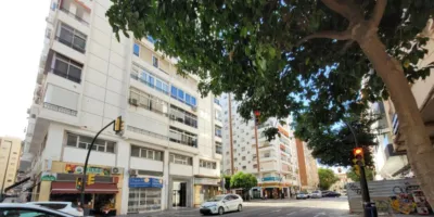 Local comercial en alquiler en La Trinidad-Mármoles-Perchel Norte, La Trinidad-Mármoles-Perchel Norte (Distrito Centro. Málaga Capital) de 600 €<span>/mes</span>