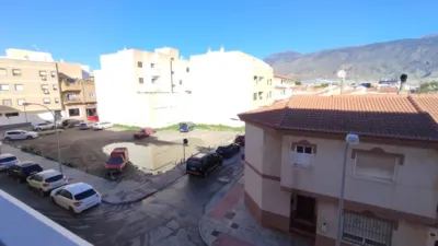 Piso en venta en Calle de Julio César, 136, cerca de Calle de José de Churriguera, Barrio Plaza de la Luz (El Ejido) de 106.000 €