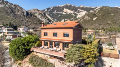 Chalet in Balcó del Berguedà photo 5