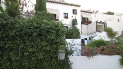 Piso en alquiler en Cuesta de Pernaleros, San Ildefonso (Hospital Real) (Distrito Beiro. Granada Capital) de 650 €<span>/mes</span>