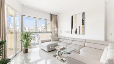 Ático en venta en Avenida Juan Sebastian El Cano, Isla Poniente, Centro (Distrito Benalmádena Pueblo. Benalmádena) de 1.300.000 €