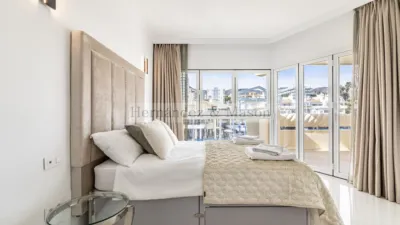 Ático en venta en Avenida Juan Sebastian El Cano, Isla Poniente, Centro (Distrito Benalmádena Pueblo. Benalmádena) de 1.300.000 €