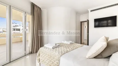 Ático en venta en Avenida Juan Sebastian El Cano, Isla Poniente, Centro (Distrito Benalmádena Pueblo. Benalmádena) de 1.300.000 €