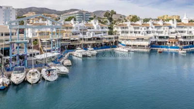 Ático en venta en Avenida Juan Sebastian El Cano, Isla Poniente, Centro (Distrito Benalmádena Pueblo. Benalmádena) de 1.300.000 €