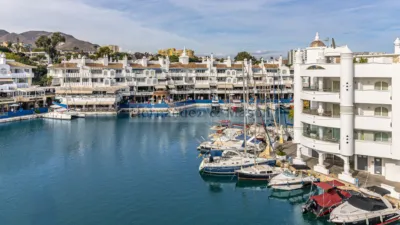 Ático en venta en Avenida Juan Sebastian El Cano, Puerto Marina (Distrito Benalmádena Costa. Benalmádena) de 1.300.000 €